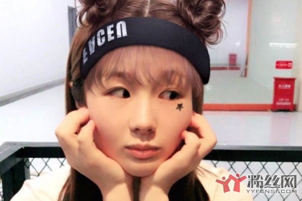 闫妮剃毛门照片 剃毛姐整容整的快认不出来了