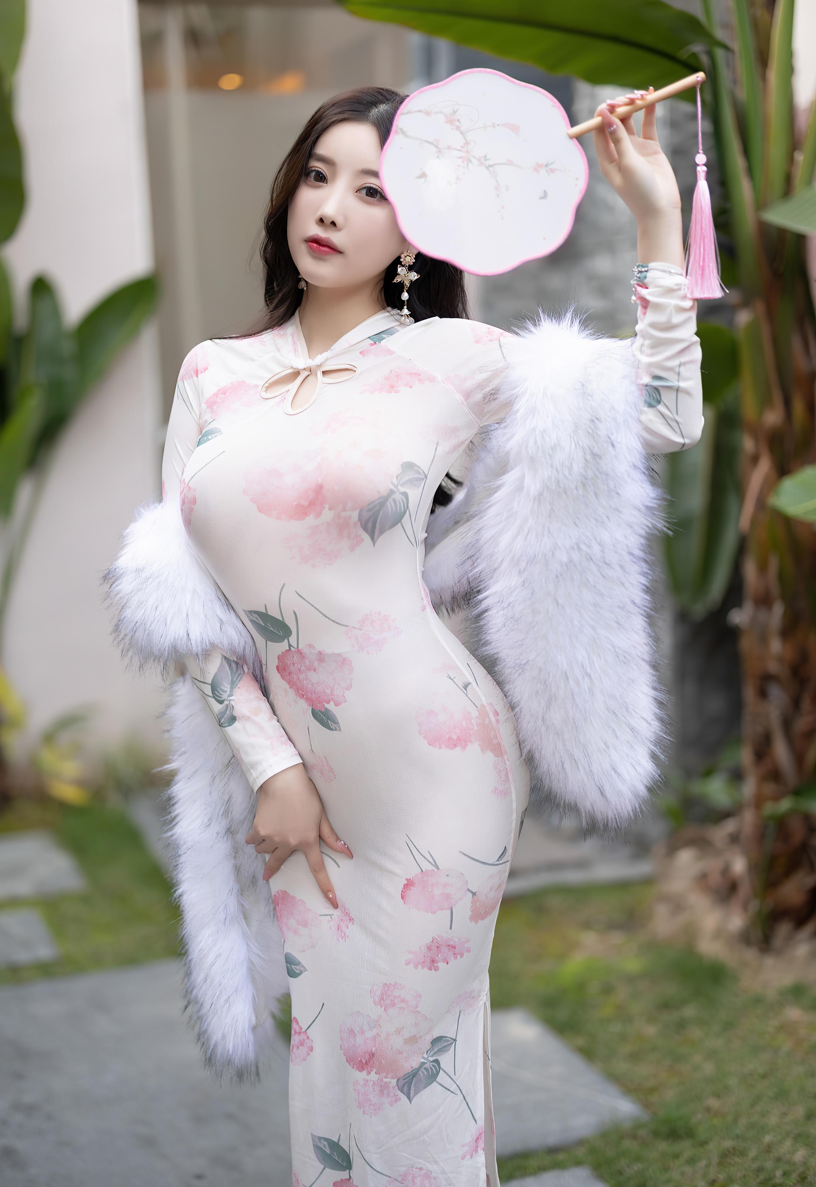 杨晨晨Yome古装旗袍性感美图欣赏插图5