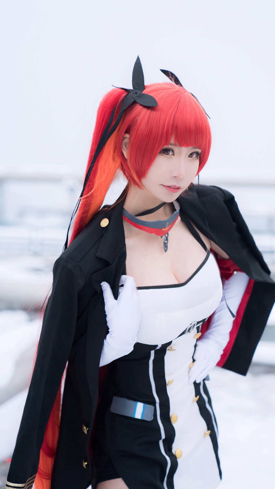 《碧蓝航线》火奴鲁鲁真人图(CN:爱老师_PhD)