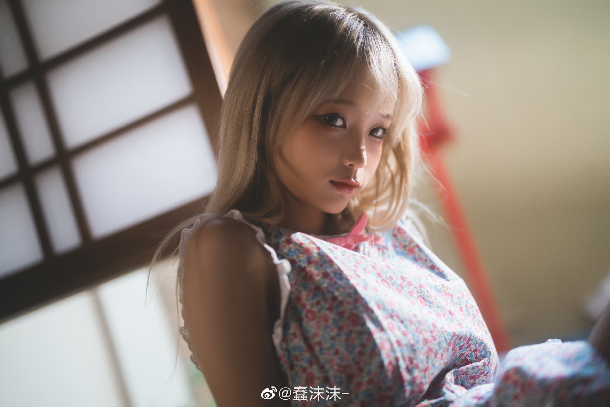 蠢沫沫9月最新《和风碎花》写真图